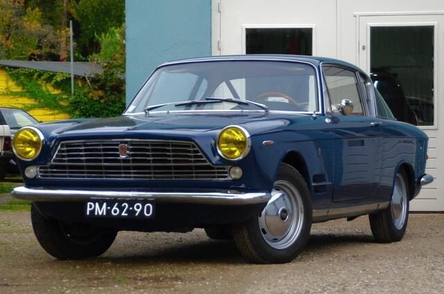 Blauw Gebruikt 1964 Fiat 2300 S Coupé | € 49.500 - Afbeelding 1/4
