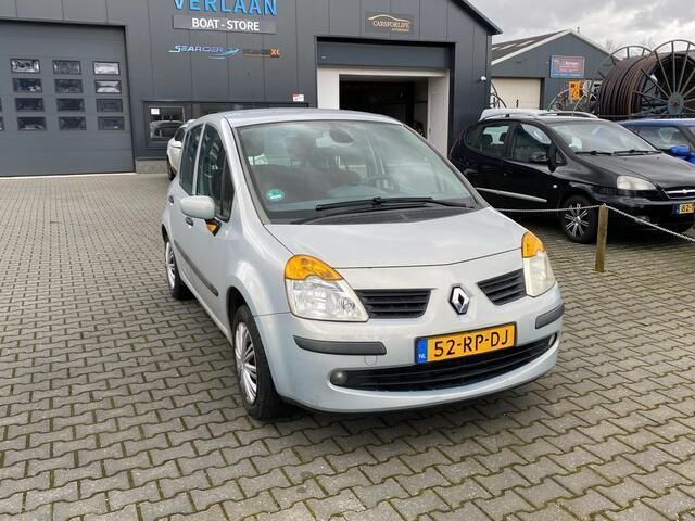 Occasion Renault Modus 98 PK (72 kW) 2005 Grijs MPV