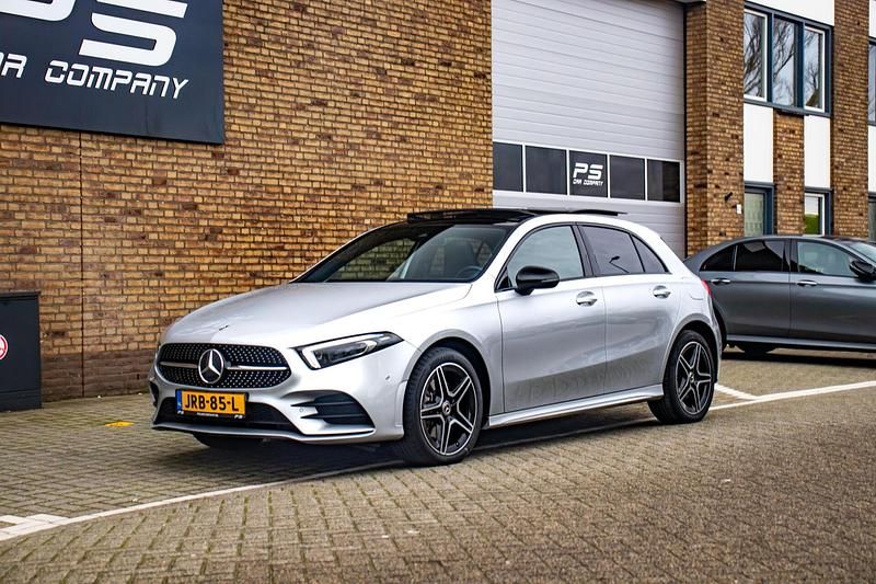 Occasion Mercedes A250 AMG line 218 PK (160 kW) 2022 Zilver Sedan