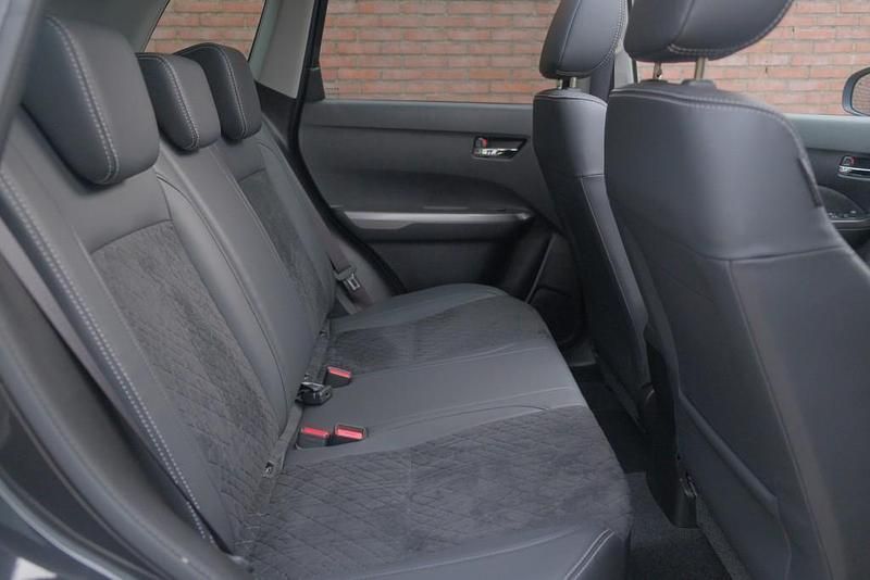 Occasion Suzuki Vitara Style 131 PK (96 kW) 2025 Zwart SUV