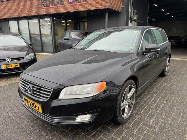 Zwart Gebruikt 2014 Volvo V70 Summum Stationwagen | € 7.995 (Goede deal) - Afbeelding 1/4