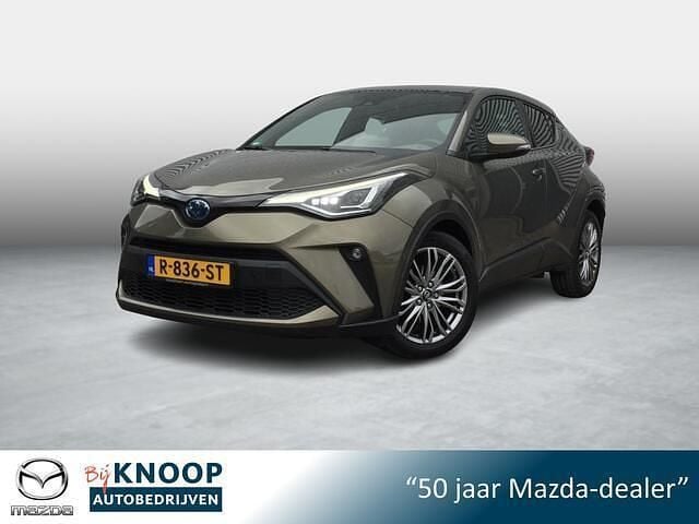 Groen Gebruikt 2022 Toyota C-HR Executive SUV | € 28.900 (Iets duurder) - Afbeelding 1/4