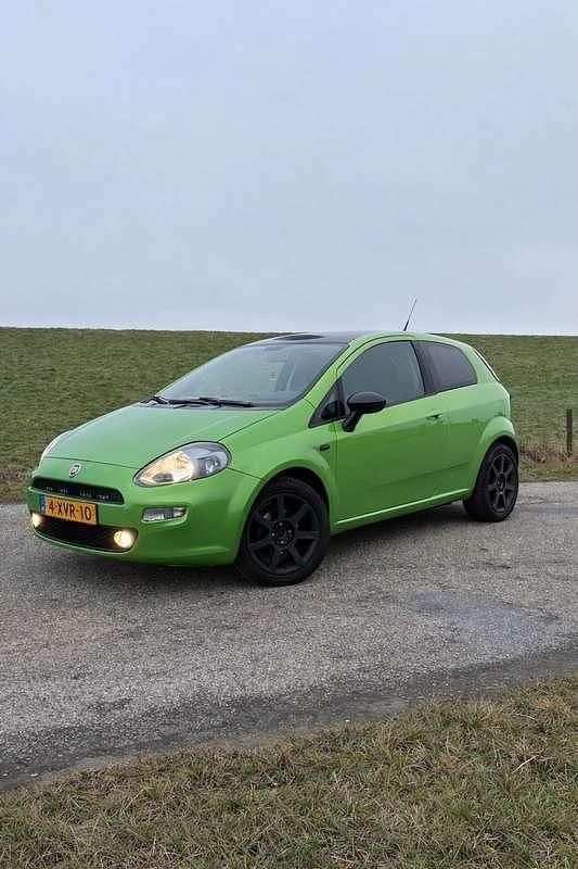 Occasion Fiat Punto Easy 86 PK (63 kW) 2012 Groen Hatchback