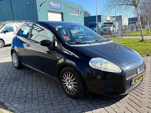 Occasion Fiat Grande Punto Active 78 PK (57 kW) 2009 Zwart Hatchback