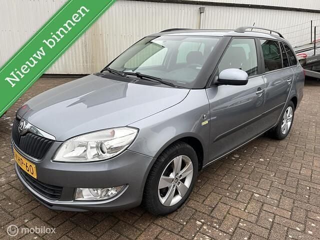 Grijs Occasion 2013 Skoda Fabia Fresh Stationwagen | € 4.800 (Eerlijke prijs) - Afbeelding 1/4