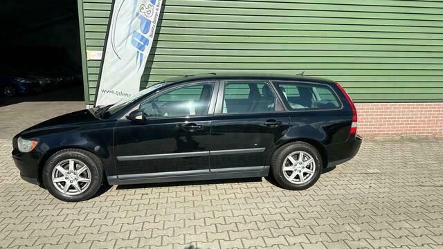 Occasion Volvo V50 125 PK (91 kW) 2004 Zwart Stationwagen