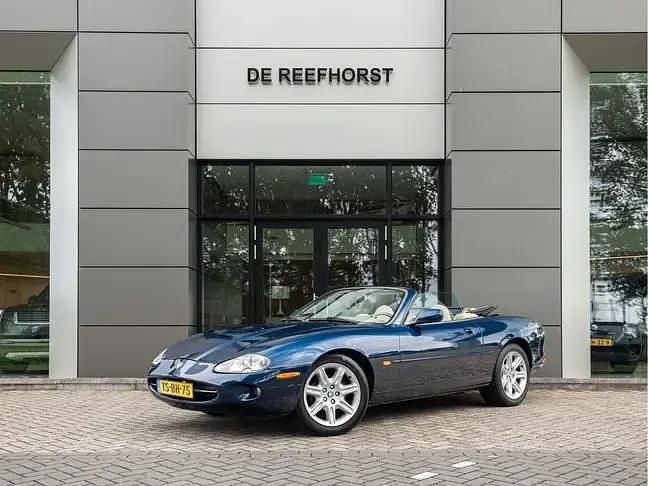 Blauw Gebruikt 1998 Jaguar XK8 Cabriolet | € 22.950 - Afbeelding 1/4