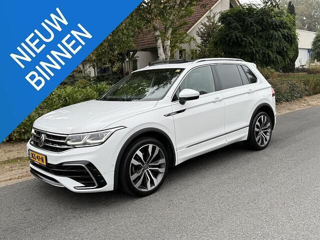 Wit Gebruikt 2023 VW Tiguan SUV | € 39.995 (Eerlijke prijs) - Afbeelding 1/4