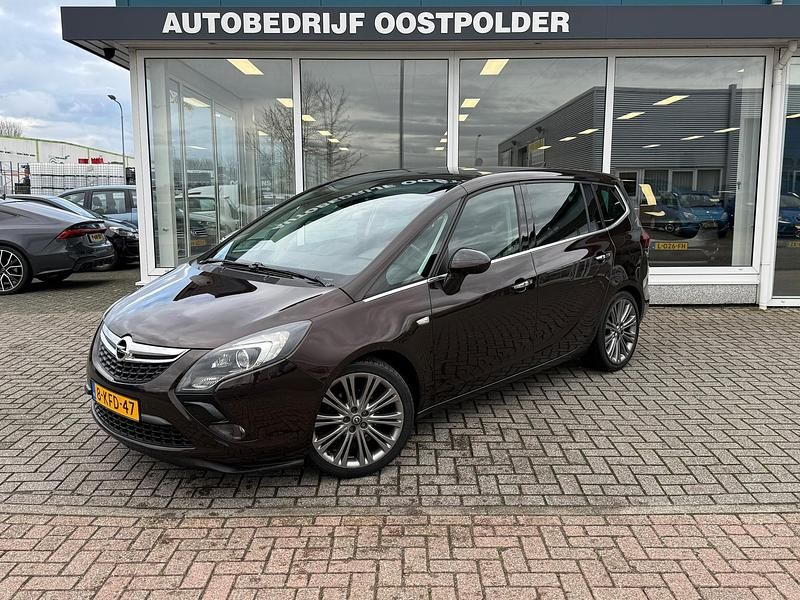 Bruin Gebruikt 2013 Opel Zafira Tourer Cosmo MPV | € 7.500 (Eerlijke prijs) - Afbeelding 1/4