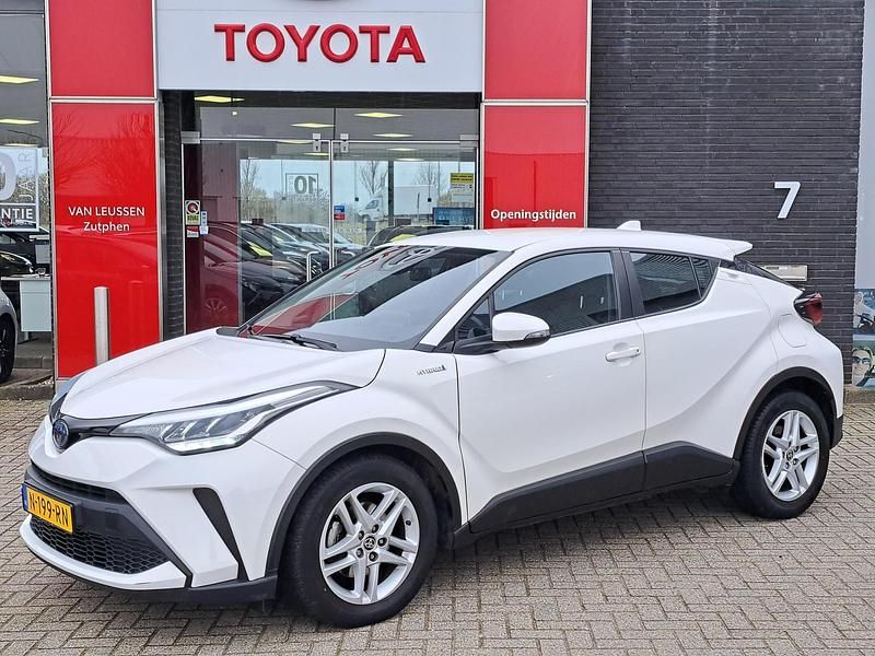 Wit Occasion 2021 Toyota C-HR Active SUV | € 19.640 (Super prijs) - Afbeelding 1/4