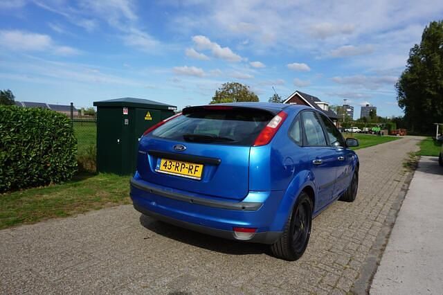 Occasion Ford Focus 101 PK (74 kW) 2005 Blauw Hatchback