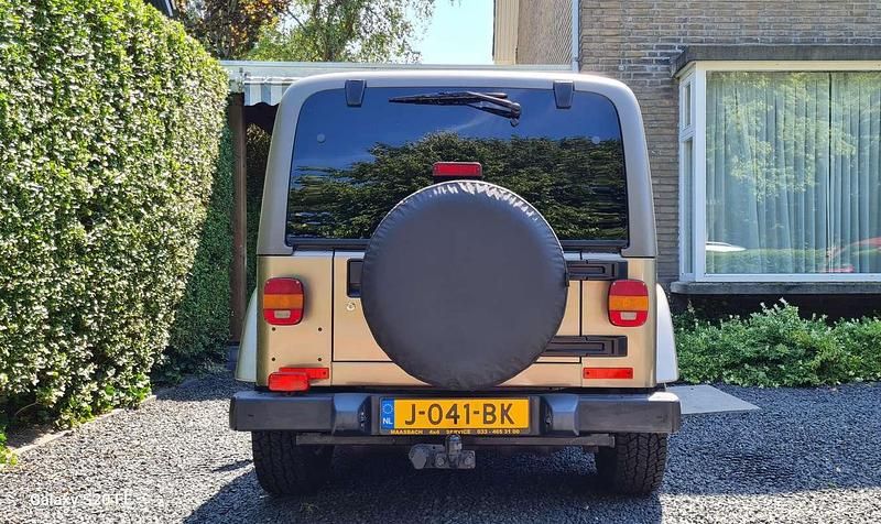 Occasion Jeep Wrangler Sahara 177 PK (130 kW) 2004 Brons SUV