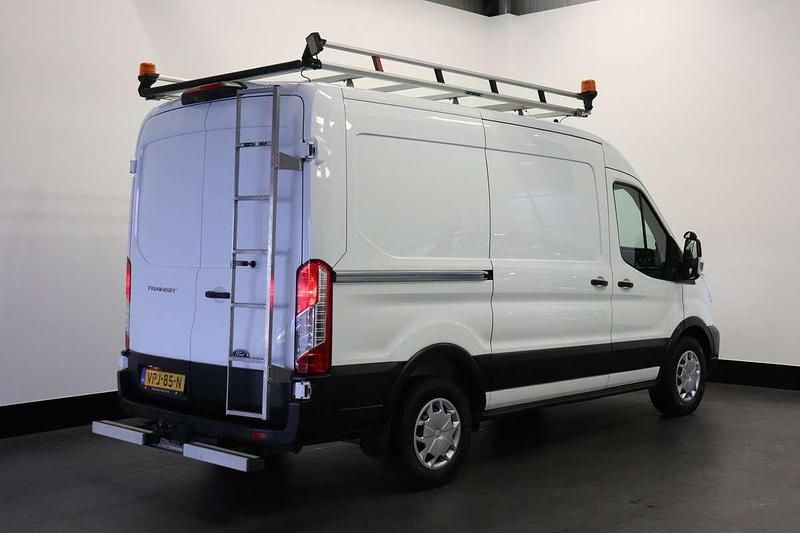Occasion Ford Transit 131 PK (96 kW) 2022 Wit Van