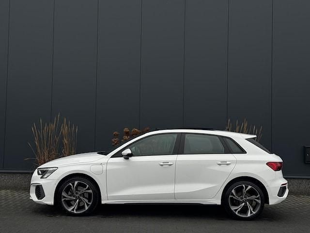 Occasion Audi A3 Sportback e-tron S-Line 150 PK (110 kW) 2021 Wit Hatchback