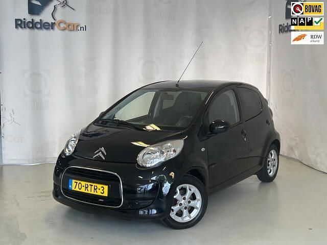 Zwart Gebruikt 2011 Citroën C1 Exclusive Hatchback | € 3.299 (Eerlijke prijs) - Afbeelding 1/4