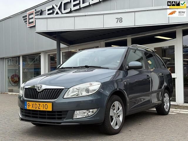 Grijs Gebruikt 2014 Skoda Fabia Drive Hatchback | € 3.950 (Eerlijke prijs) - Afbeelding 1/4
