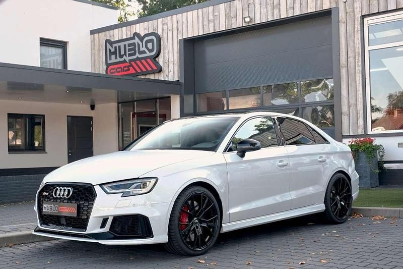 Wit Gebruikt 2018 Audi RS3 Premium Hatchback | € 41.750 (Eerlijke prijs) - Afbeelding 1/4