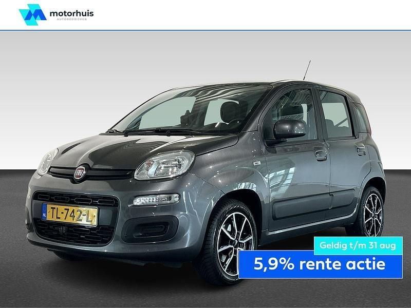 Grijs Gebruikt 2018 Fiat Panda Lounge Hatchback | € 11.990 (Eerlijke prijs) - Afbeelding 1/4
