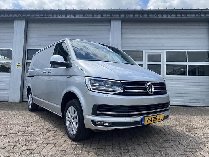 Occasion VW T6 150 PK (110 kW) 2018 Grijs (metallic) Van