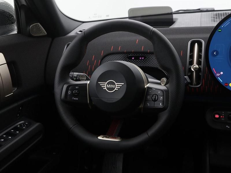 Nieuw Mini Countryman 156 PK (114 kW) 2025 Nanuq white (wit metallic) SUV