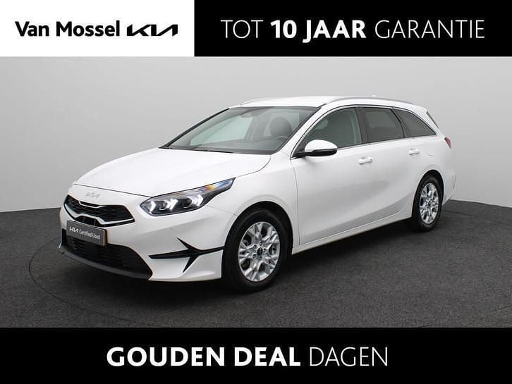 Wit Gebruikt 2024 Kia Ceed Sportswagon Stationwagen | € 30.940 (Iets duurder) - Afbeelding 1/4