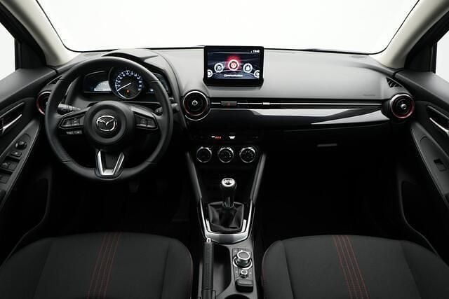 Rood Gebruikt 2024 Mazda 2 Homura-Line Hatchback | € 23.450 (Eerlijke prijs) - Afbeelding 1/4