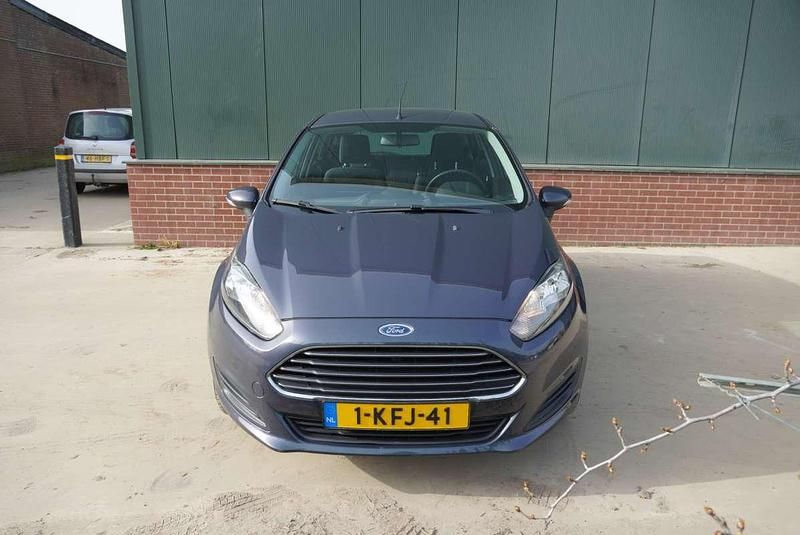 Occasion Ford Fiesta 65 PK (47 kW) 2013 Grijs Hatchback