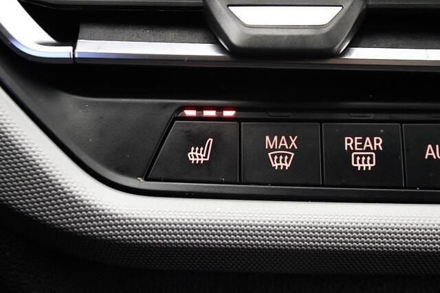 Occasion BMW 120 Executive 191 PK (140 kW) 2020 Wit Hatchback