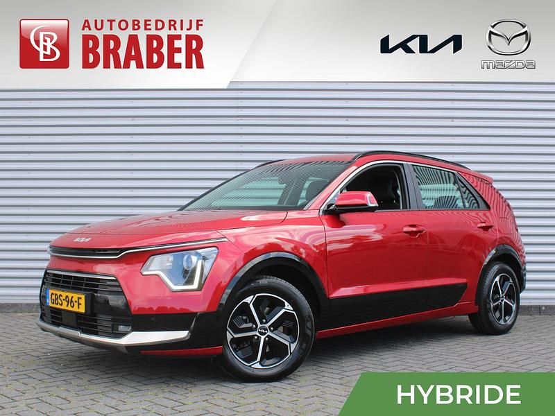 Rood Gebruikt 2024 Kia Niro SUV | € 33.545 (Eerlijke prijs) - Afbeelding 1/4