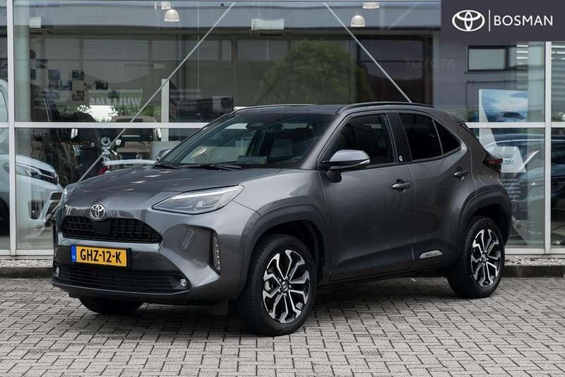 Occasion Toyota Yaris Cross Executive 131 PK (96 kW) 2024 Grijs SUV