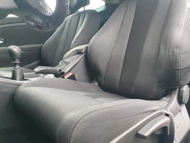 Occasion Renault Mégane Coupé Dynamique 131 PK (96 kW) 2010 Wit Coupé