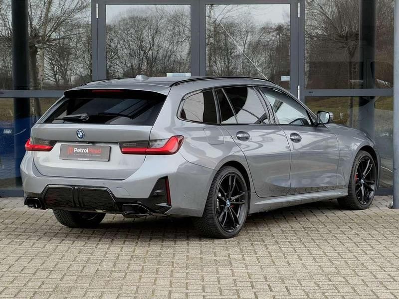 Occasion BMW 320e M Sport 2023 Grijs (metallic) Stationwagen