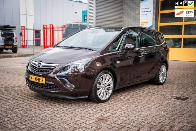 Bruin, metallic lak Gebruikt 2012 Opel Zafira Tourer Edition MPV | € 6.650 (Iets duurder) - Afbeelding 1/4