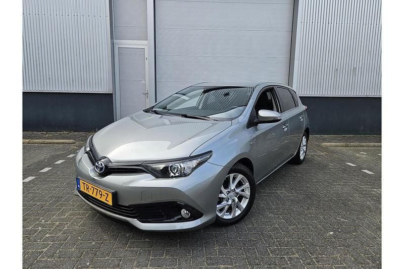 Gebruikt 2018 Toyota Auris Hybrid Plus | € 18.749 (Eerlijke prijs) - Afbeelding 1/1