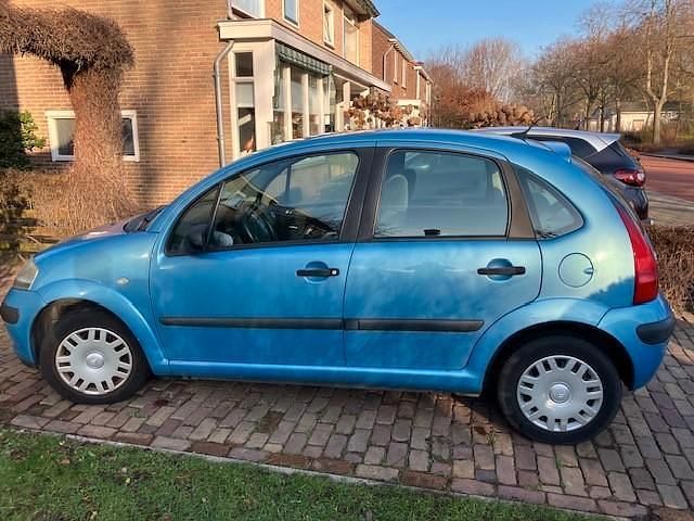 Occasion 2004 Citroën C3 | € 1.850 (Eerlijke prijs) - Afbeelding 1/4
