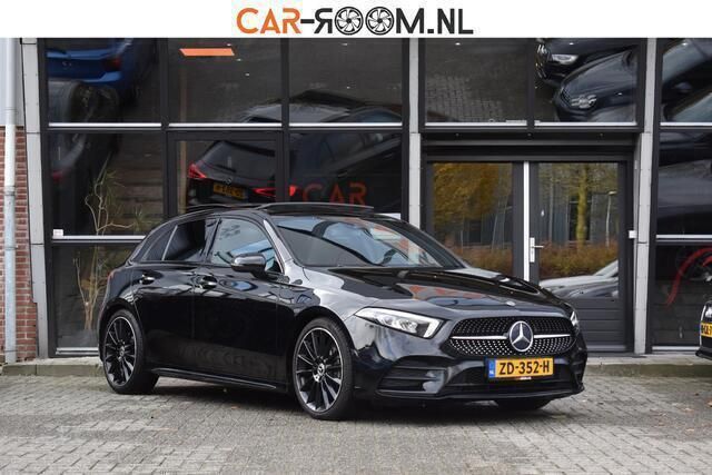 Zwart Gebruikt 2018 Mercedes A200 Premium Plus Hatchback | € 23.750 (Eerlijke prijs) - Afbeelding 1/4
