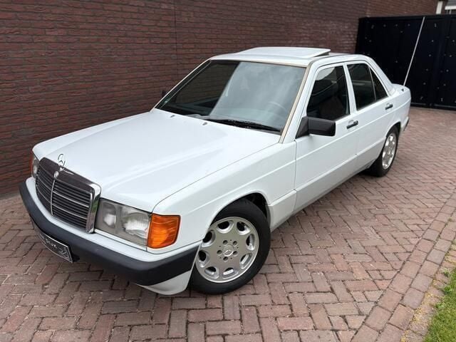 Wit Gebruikt 1991 Mercedes 190 Sedan | € 5.450 - Afbeelding 1/4