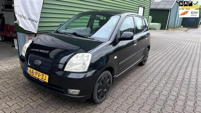 Zwart Gebruikt 2004 Kia Picanto Hatchback | € 950 (Eerlijke prijs) - Afbeelding 1/4