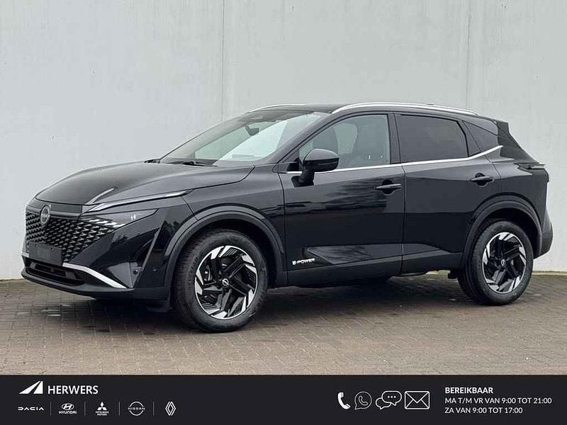 Pearl black Nieuw 2025 Nissan Qashqai N-Connecta SUV | € 39.458 (Goede deal) - Afbeelding 1/4