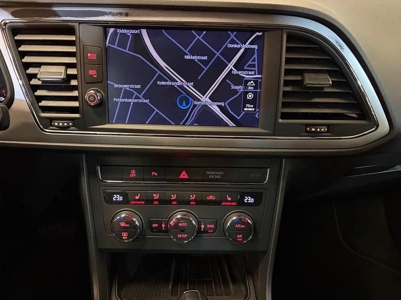 Occasion Seat Leon Business 116 PK (85 kW) 2017 Zwart Stationwagen