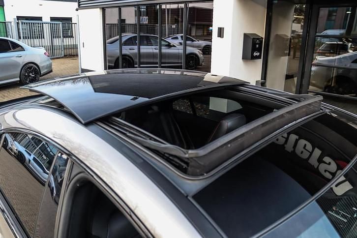 Occasion Mercedes CLA220 Premium Plus 251 PK (184 kW) 2019 Grijs Sedan