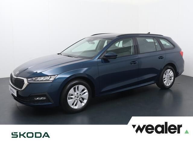 Blauw, metallic lak Gebruikt 2024 Skoda Octavia Ambition Stationwagen | € 28.840 (Eerlijke prijs) - Afbeelding 1/4