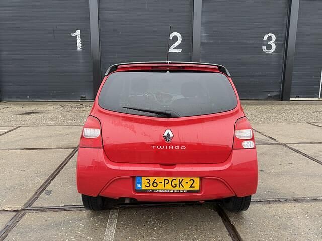 Occasion Renault Twingo Collection 75 PK (55 kW) 2011 Rood Hatchback