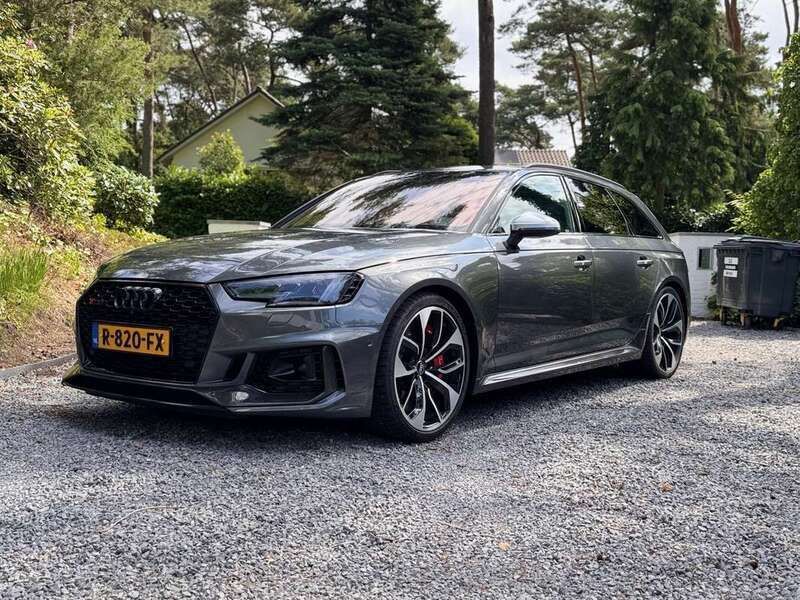 Grijs Gebruikt 2019 Audi RS4 Stationwagen | € 59.999 (Goede deal) - Afbeelding 1/4