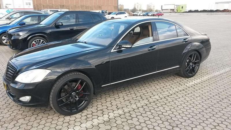 Gebruikt 2005 Mercedes S500 Sedan | € 7.900 (Goede deal) - Afbeelding 1/4