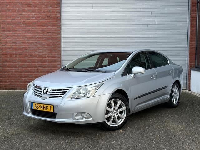 Occasion Toyota Avensis Business Edition 152 PK (111 kW) 2010 Grijs (metallic) Sedan