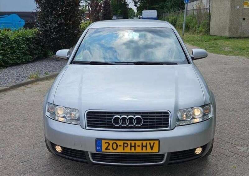 Gebruikt 2004 Audi A4 Sedan | € 2.450 (Goede deal) - Afbeelding 1/4