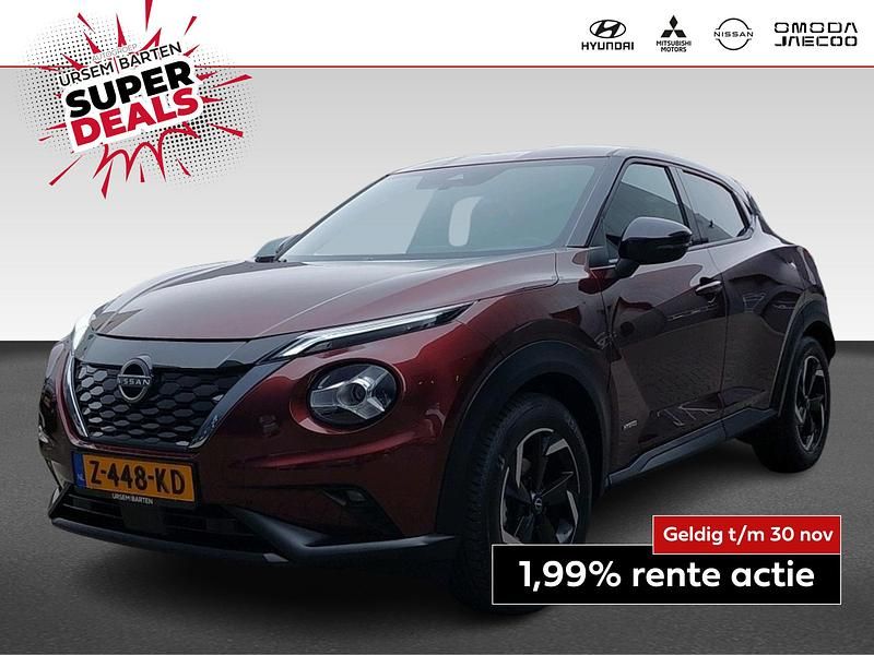 Rood, metallic lak Gebruikt 2024 Nissan Juke N-Connecta SUV | € 24.930 (Eerlijke prijs) - Afbeelding 1/4