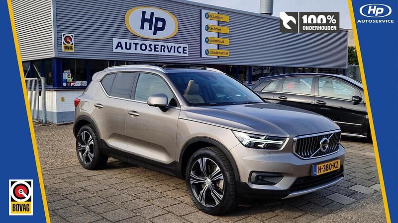 Grijs Gebruikt 2020 Volvo XC40 Inscription SUV | € 31.000 (Iets duurder) - Afbeelding 1/4