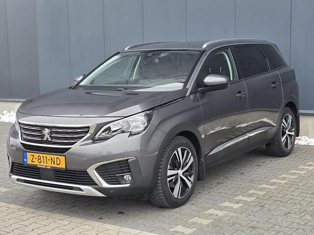 Grijs Occasion 2018 Peugeot 5008 Allure SUV | € 14.600 (Goede deal) - Afbeelding 1/3